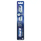 Oral-B Pro-Expert Clinical Derinlemesine Temizleyici Diş Fırçası Orta 1 Adet
