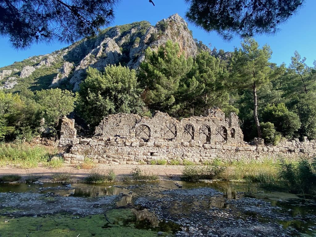 Olimpos Antik Kenti Tarih ve Doğanın Buluşma Noktası