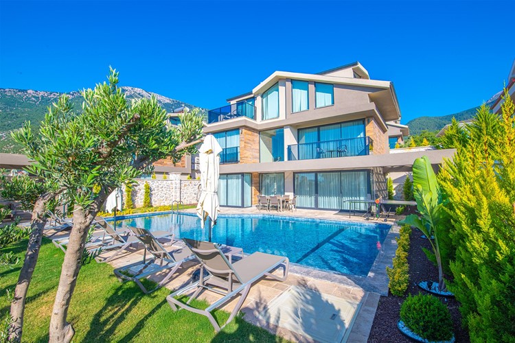 Güvenilir Villa Kiralama Siteleriyle Çalışın