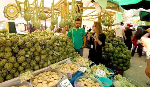 Bir Gezginin Not Defteri: Urla Enginar Festivali'nde Lezzet ve Sanat Dolu Bir Macera 2 Bir Gezginin Not Defteri: Urla Enginar Festivali’nde Lezzet ve Sanat Dolu Bir Macera