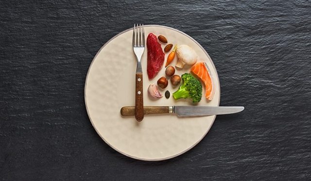 Aralıklı Oruç: Bilmeniz Gereken Her Şey ve Sağlıklı Bir Başlangıç Rehberi