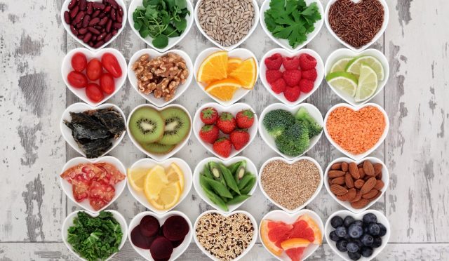 Diyet ve Kardiyovasküler Sağlık Kalbinizi Korumak İçin Beslenmenin Gücü Dr. Seren Korkmaz