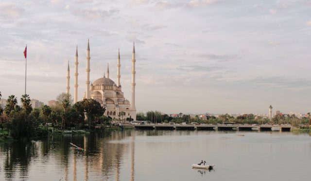 adana-sinema-muzesi-yesilcam-in-kalbine-zaman-yolculugu-yapmaya-hazir-misiniz
