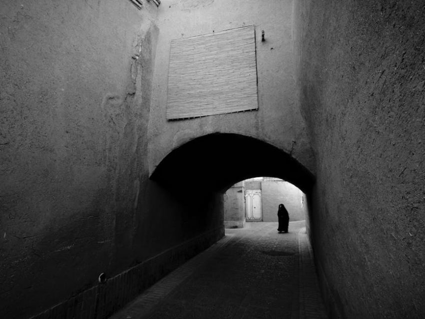 Yezd Gezi Rehberi: Çölün Kalbinde Zerdüştlüğün Gizemli İzleri