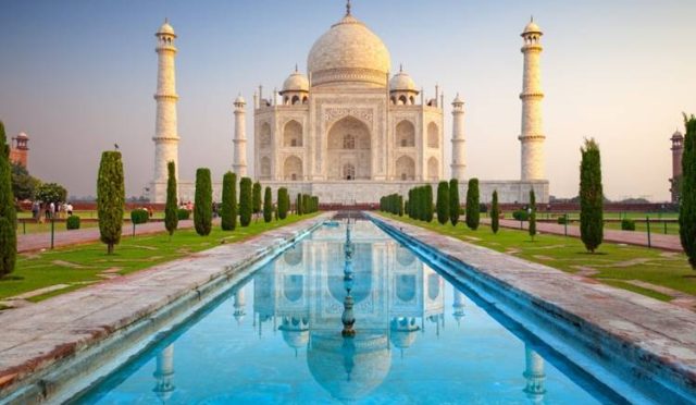 Hindistan'a Yolculuk Rehberi: Keşfetmeye Cesaret Eden Ruhlar İçin Unutulmaz Bir Macera