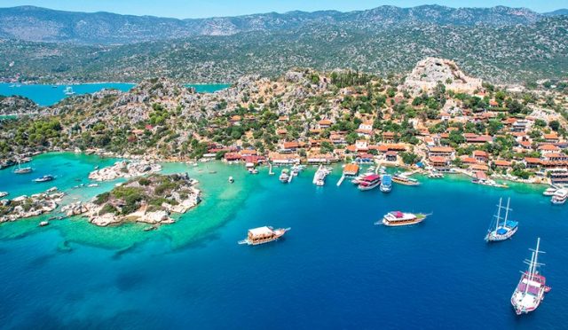 Kekova Tekne Turu: Batık Şehir ve Masalsı Koylara Unutulmaz Bir Yolculuk!