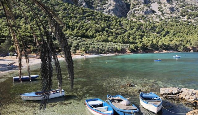 Samos Adası Gezi Rehberi: Ege'nin Turkuaz İncisi Sizi Bekliyor!