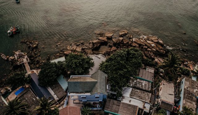 vietnam-gezi-rehberi-uzak-dogu-nun-gizemli-kalbine-bir-yolculuk-url-slug-onerisi-vietnam-gezi-rehber