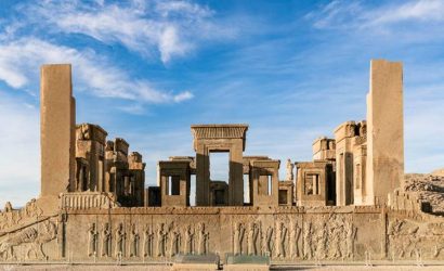 Antik İran'ın Kalbinde Bir Zaman Yolculuğu: Pasargad ve Persepolis Gezisi