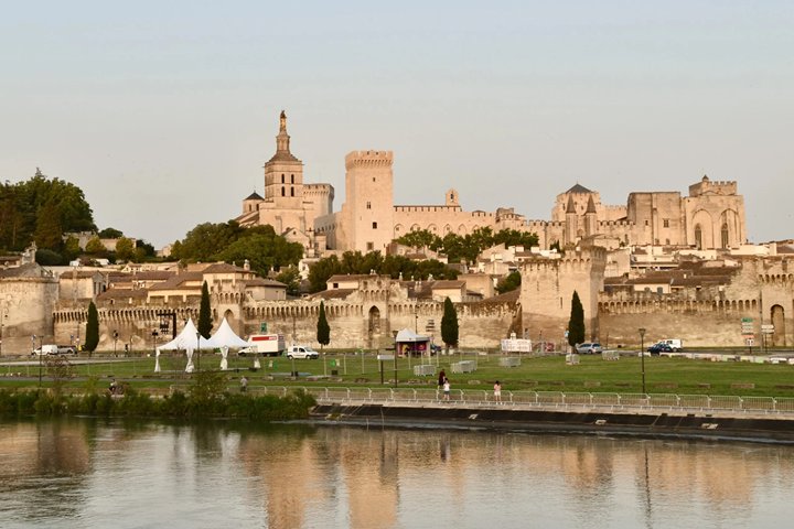 Avignon'a Nasıl Gidilir, Şehir İçi Ulaşım Nasıl Olmalı?