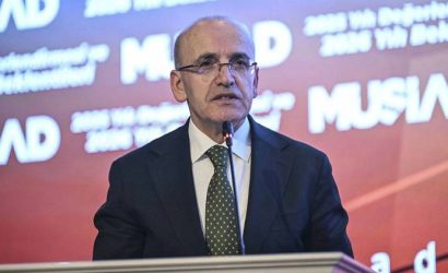 Bakan Şimşek'ten Reform Yılı Değerlendirmesi: Sanayi Üretiminde Yıllık Yüzde 2,4 Artış