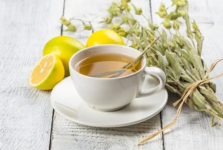 Bitki Çayları Gerçekten İşimize Yarıyor mu?