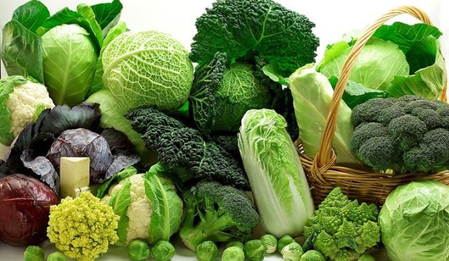 Dr. Seren'den Yeşil Yapraklı Sebzelerin Mucizevi Faydaları Sağlığınız İçin Bir Doğa Armağanı