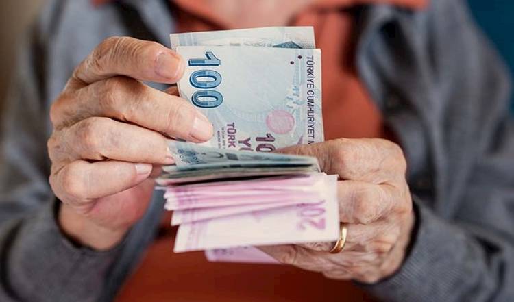 Emekliye Ocakta 19 Bin TL Taban Maaş Beklentisi: SSK, BAĞ-KUR'luya Yüzde 12.42 Enflasyon Zam Hesabı 1 Ocak Zammı Nasıl Belirleniyor?