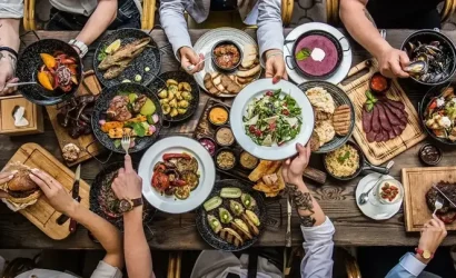 Bayramda Hem Lezzetin Tadını Çıkarın Hem Sağlıklı Kalın Dr. Seren'den İpuçları