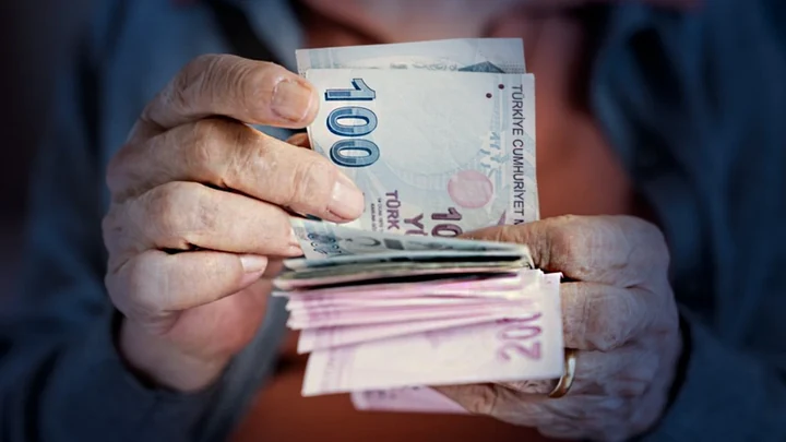 Emekli Promosyonlarında Şubat Ayı Rekabeti