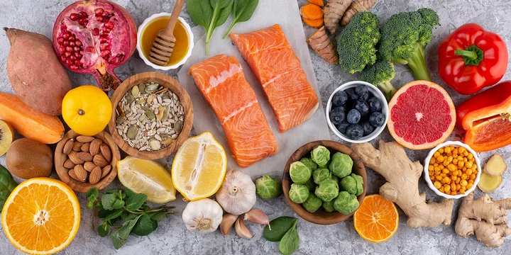 Romatoid Artritte Beslenme: İltihabı Azaltan ve Ağrıları Hafifleten Besin Rehberi