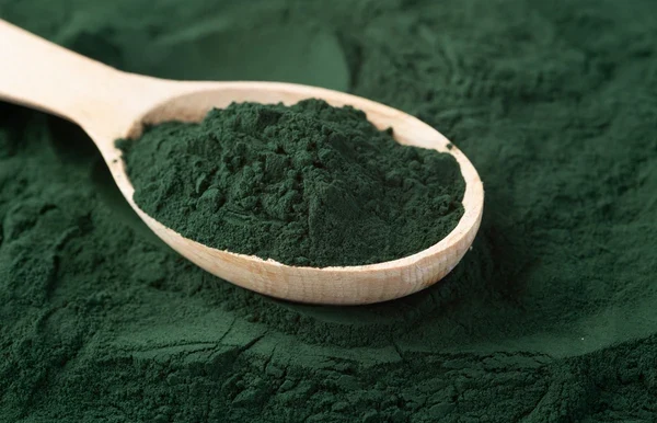 Spirulina: Doğanın Mucizevi Mavi-Yeşil Alginden Gelen Sağlık Gücü 1 Spirulina Nedir ve Neden Bu Kadar Özel?