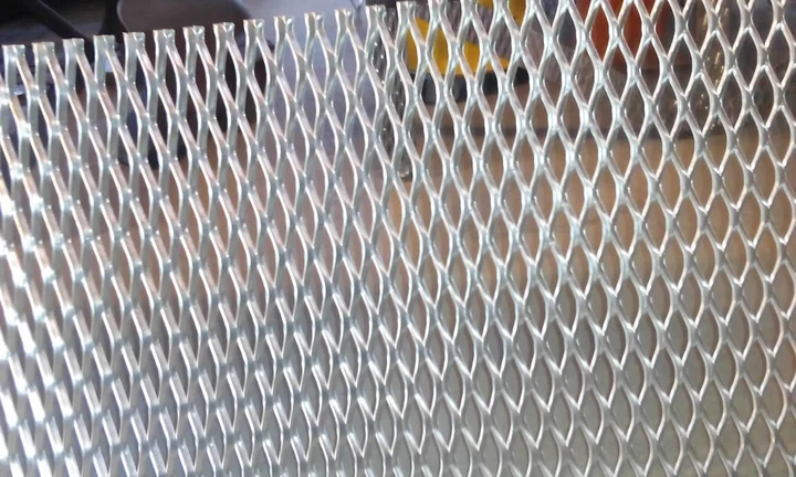 Genişletilmiş Metal Nedir ve İnşaatta Neden Tercih Edilir?