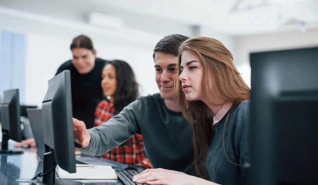 Yazılım için Hangi Liseye Gidilmeli?