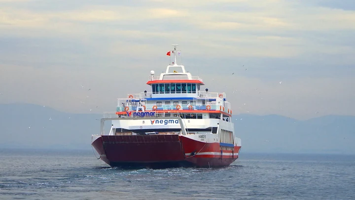 Arabalı Feribot Seçerken Nelere Dikkat Edilmeli? 1 Arabalı Feribot Seçerken Güzergâh ve Terminal Konumu Neden Önemlidir?